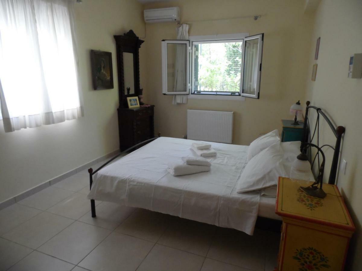 Theni Olive Grove Villa Kato Yerakarion 외부 사진