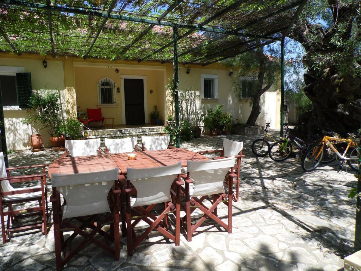 Theni Olive Grove Villa Kato Yerakarion 외부 사진